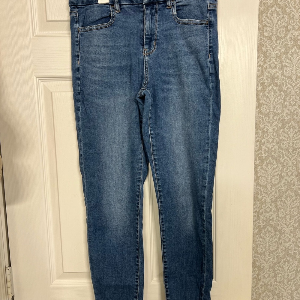 American Eagle Outfitters Dark Blue Skinny Jeans